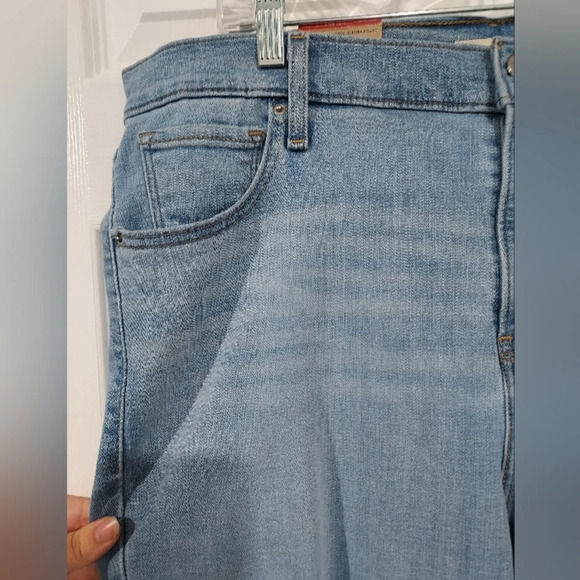 NWT Levi's Light Wash 721 High Rise Skinny Jeans in Size 16 W Wide S Short - Picture 3 of 15